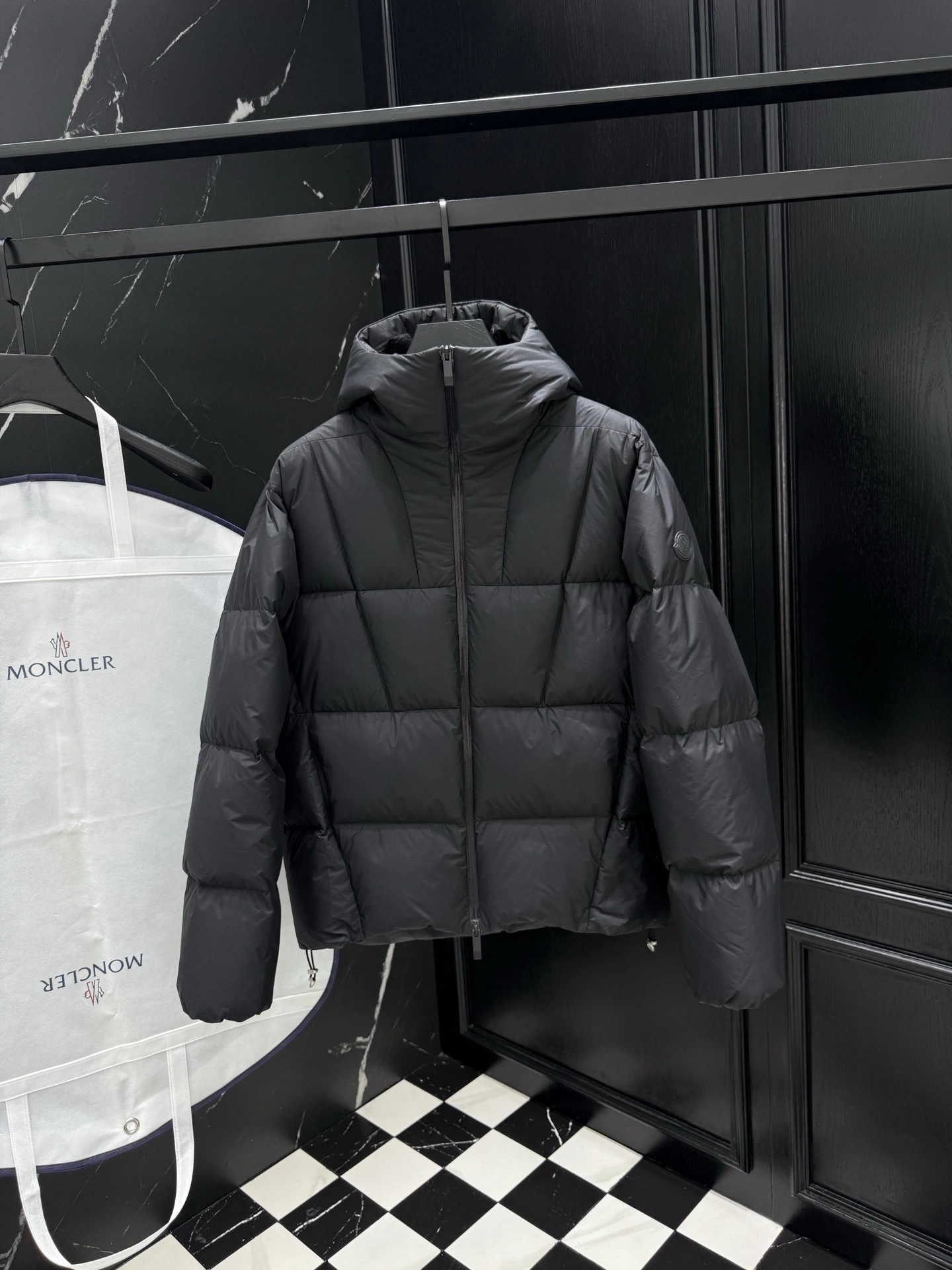 wg.luxury-- 7o9385r Down jacket white duck down item: E-F443J1227H